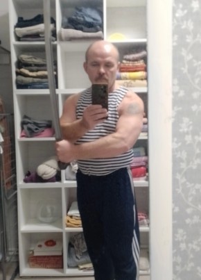 юрий из Ейска 54 года
