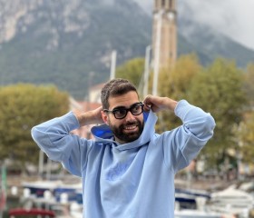 Arash, 30, Lecco