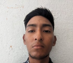 Esteban, 22, Tijuana