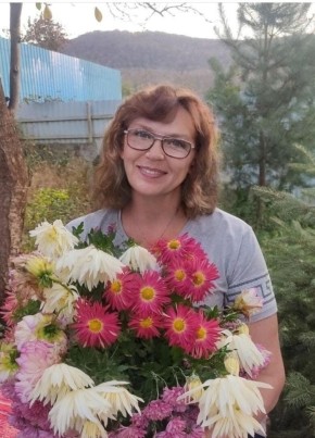 Галина, 68, Россия, Туапсе