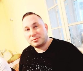 Cudar, 41, Budapest