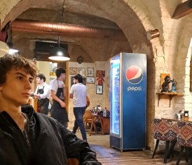 miroks, 18, Baku