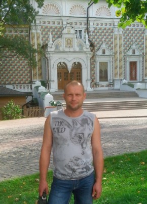 николай, 47, Россия, Хотьково