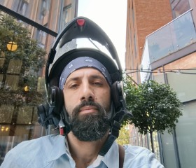 Nikuniku, 35, Tbilisi