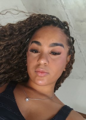 Alexia из Rio de Janeiro 18 лет