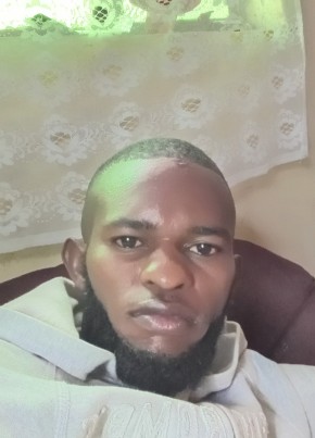 Sam из Nairobi 26 лет