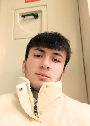 Али из Лосино-Петровския 22 года