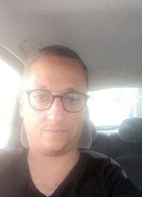 Tofek, 45, République Française, Mulhouse