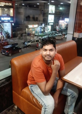 Karan, 24, India, Gurgaon