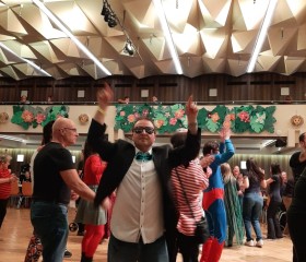 Bernhard, 35, Vienna