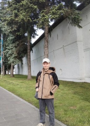 Виталий из Жуковския 39 лет