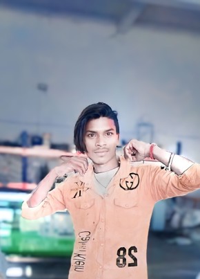 Dinesh Kumar, 18, India, Ahmedabad