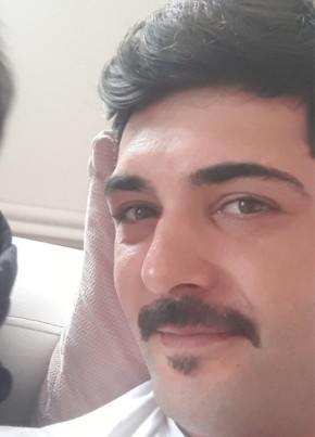 Yiğit efe, 31, Türkiye Cumhuriyeti, Ereğli (Konya İli)