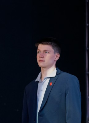 Владислав из Красноярска 23 года