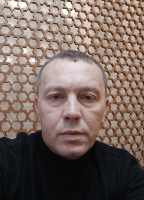Валерий из Ишеевки 44 года