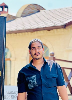 Kim john из Chişinău 25 лет