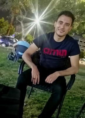 Atta из السويس 31 год