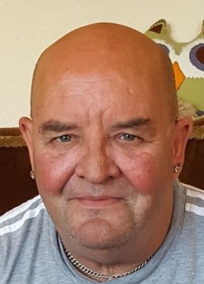 Ronnie Bradley, 68, United Kingdom, Stockport