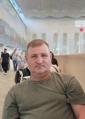 Гена из Чудово 49 лет