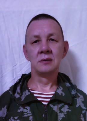 Ильшат из Таганрога 48 лет