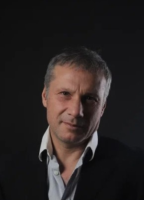 Роман из Москвы 49 лет