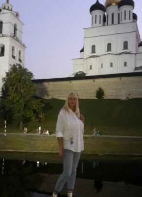 Оксана, 48, Россия, Псков