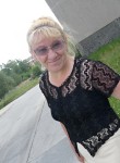 Любовь, 57 лет