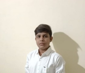 Arjun Limbadiya, 20 лет, Rajkot