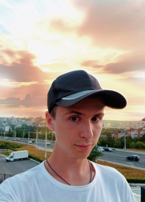 Притула Роман, 20, Россия, Губкин