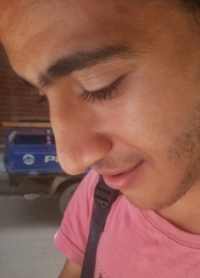 Moustafa, 18, جمهورية مصر العربية, القاهرة
