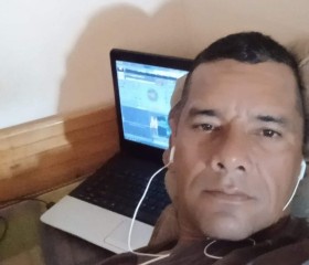 Esteban, 45, Asuncion
