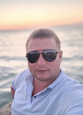 Алексей из Геленджика 48 лет