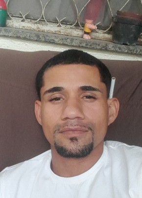Douglas Dias из Niterói 26 лет