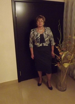 Людмила, 68, Россия, Новороссийск