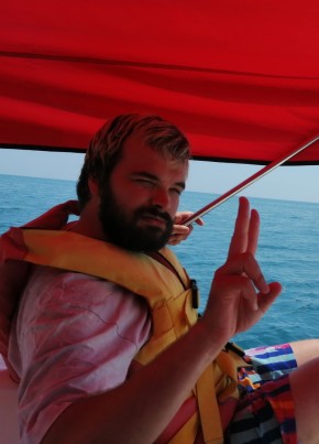 Maksim, 28, Russia, Moscow