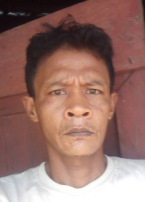 Rohidin из Djakarta 53 года