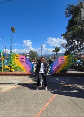 Alexander из Tunja 18 лет