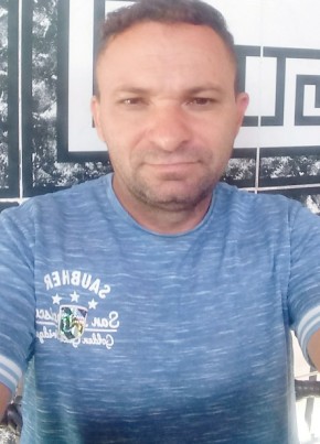 Nilton, 40, República Federativa do Brasil, Delmiro Gouveia
