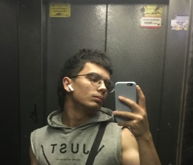 Emir, 21, Kaliningrad