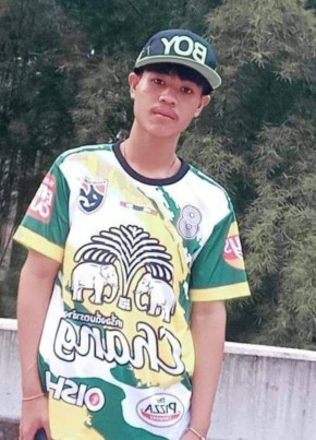 ธนวัฒน์, 21, Thailand, Prachuap Khiri Khan