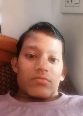 Ashfaq, 19, India, Gāndhīdhām
