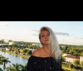 Violetta, 58, Moscow