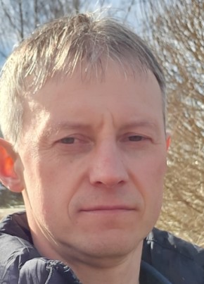 Денис из Пскова 47 лет