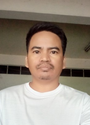 Richard, 35, Pilipinas, Quezon City
