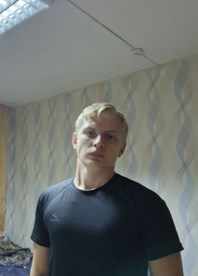 Дима из Пскова 19 лет