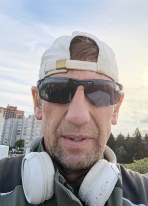 Алексей из Петрозаводска 47 лет