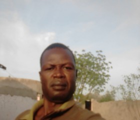 Jacob, 27, Garoua