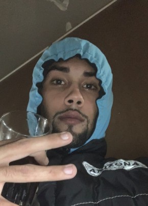 Luiz из São Vicente 23 года