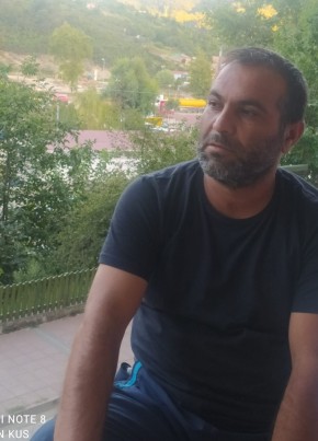 Hüseyin, 40, Türkiye Cumhuriyeti, İstifan