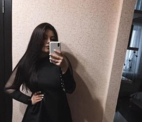 Yuliya, 25, Berlin